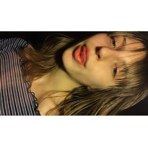 Meet your Posher, Lydia